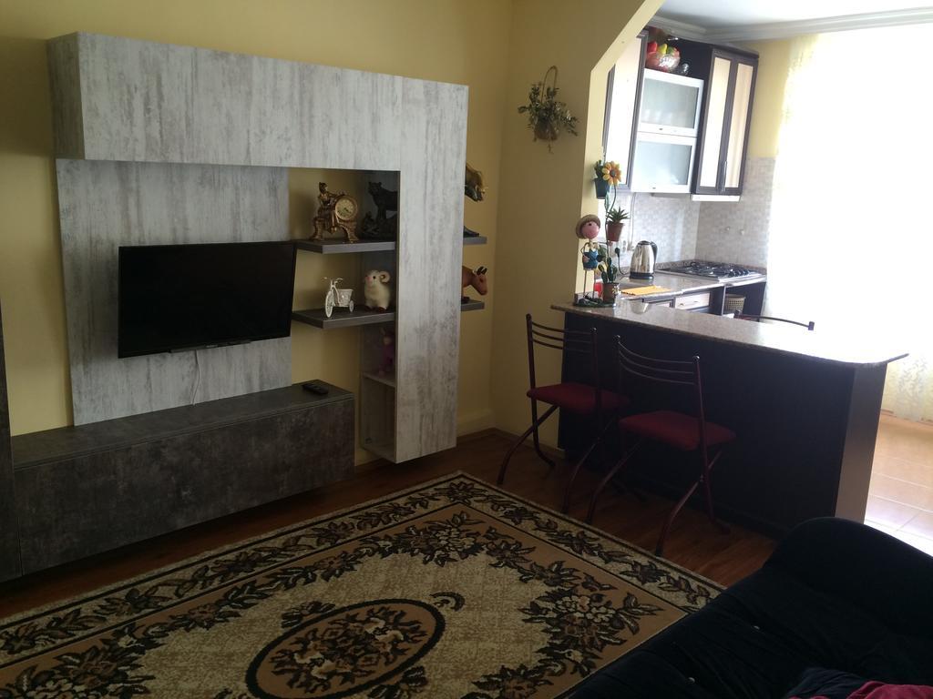 Apartment On Khinikadze 4 Batum Dış mekan fotoğraf